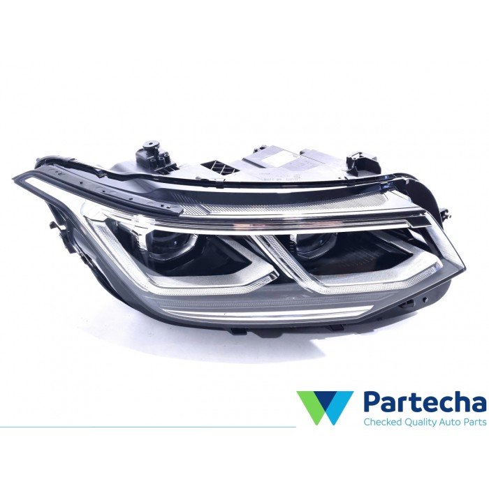 VW TIGUAN (AD1) Headlight (5NB941082C)