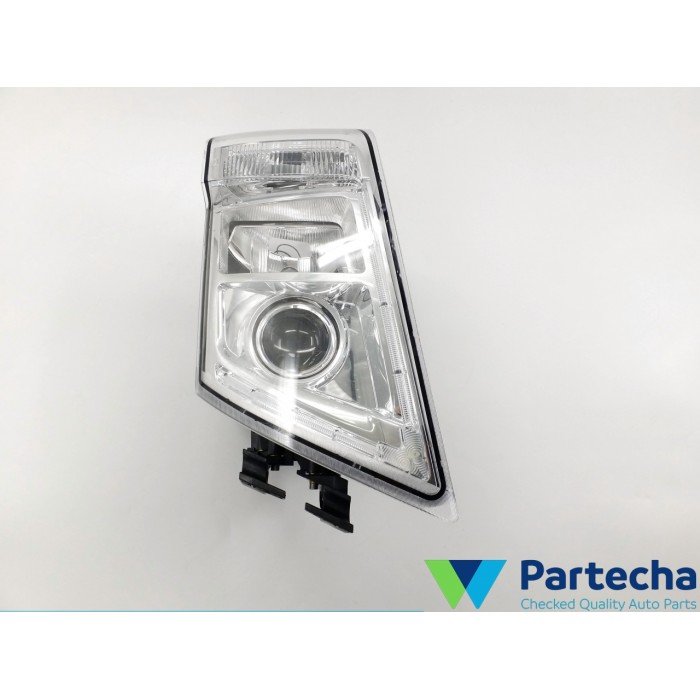 VOLVO TRUCKS FM Headlight (1EL010478-10)