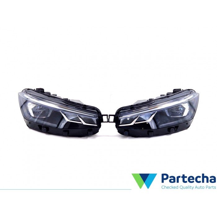 VW PASSAT (3J1) Headlight set (3J1941005)