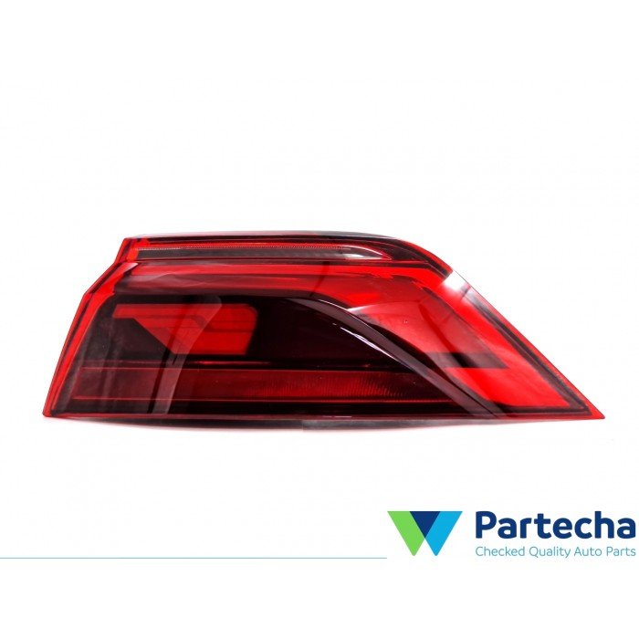 AUDI Q8 (4MN) Rear light (4M8945092)