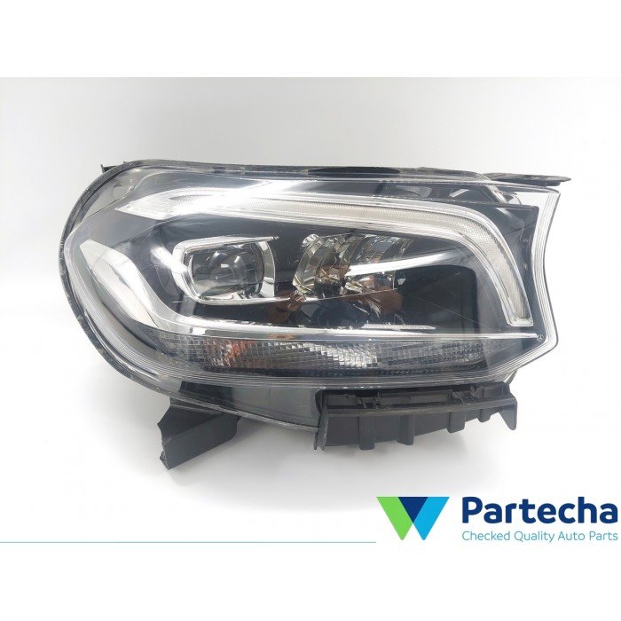 MERCEDES-BENZ X-CLASS (470) Headlight (A4709060900)