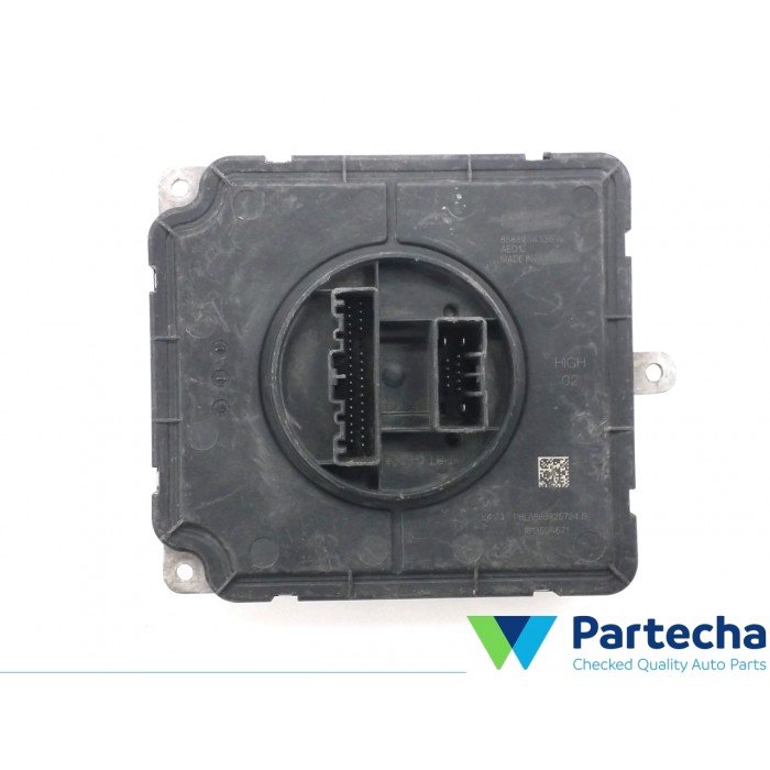 VOLVO XC60 II (246) LED headlight control unit (8888254338)