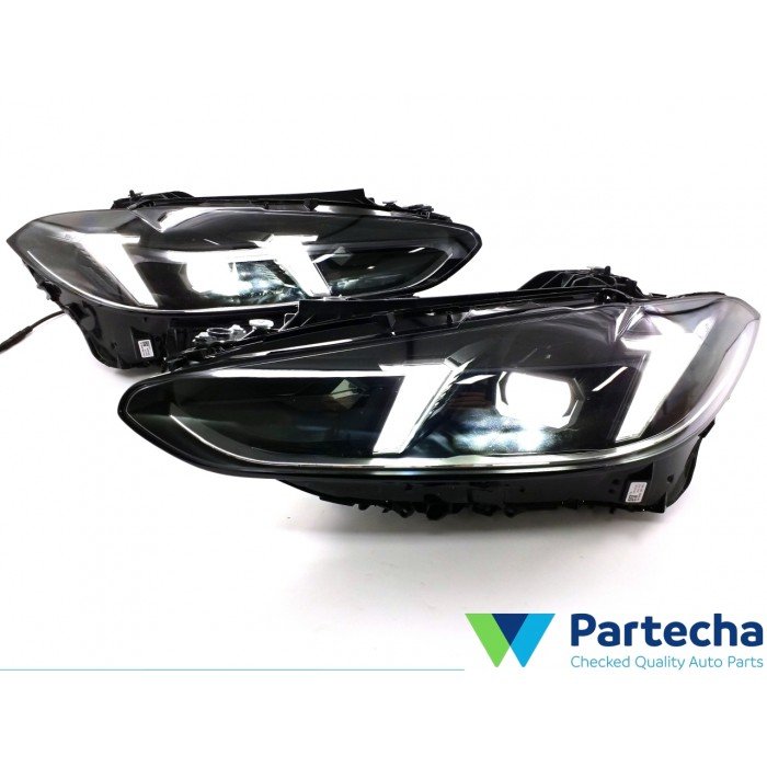 BMW 4 (G22) Headlight set (5A3B2F3)