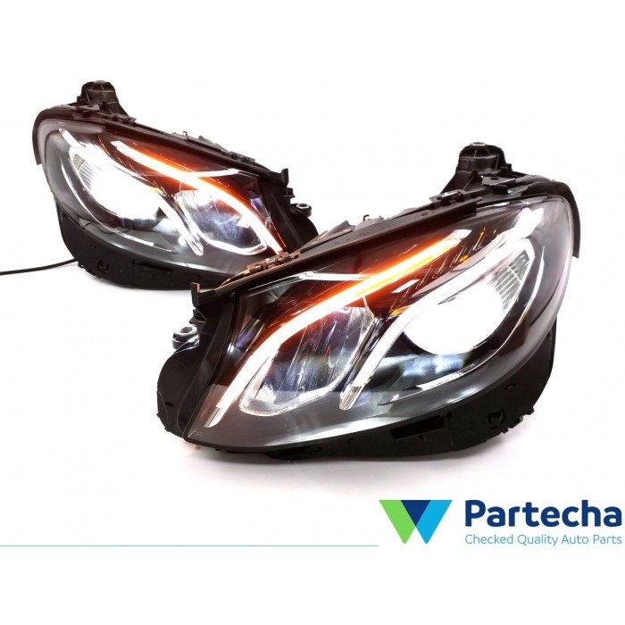 MERCEDES-BENZ E-CLASS (W213) Headlight set (A2139066501)