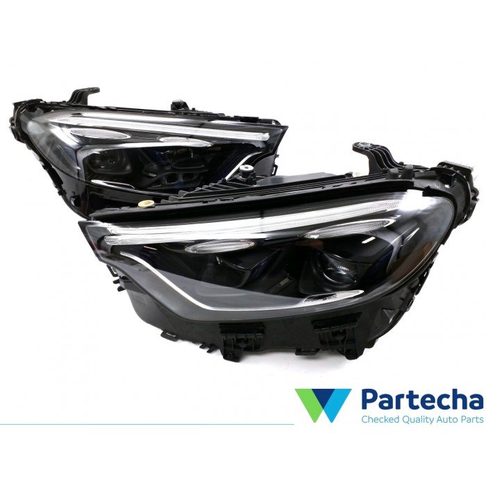 MERCEDES-BENZ GLC (X254) Headlight set (A2549062502)