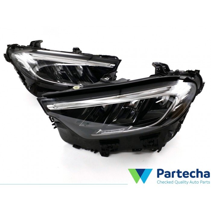 MERCEDES-BENZ GLC (X254) Headlight set (A2549061500)