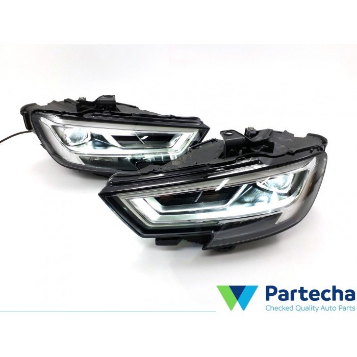 AUDI A3 (8V1, 8VK) Headlight set (8V0941033C)