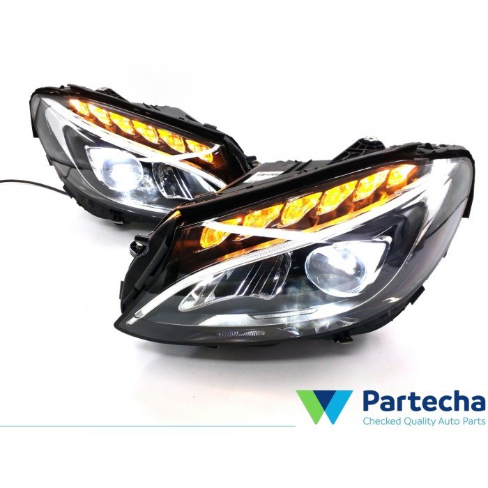 MERCEDES-BENZ C-CLASS (W205) Headlight set (A2059062504)