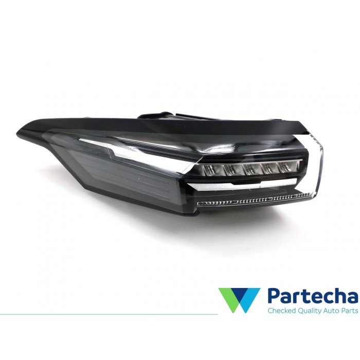 PEUGEOT 308 III Rear light (9835299480)