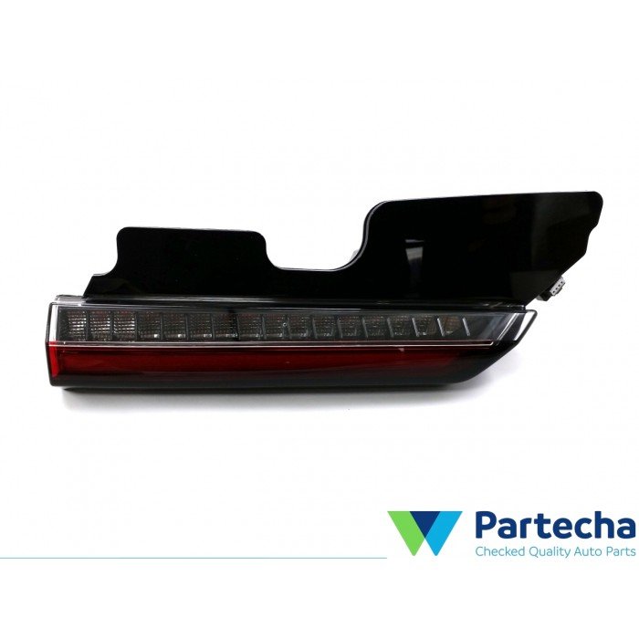 VOLVO C40 Rear light (250852-01L)