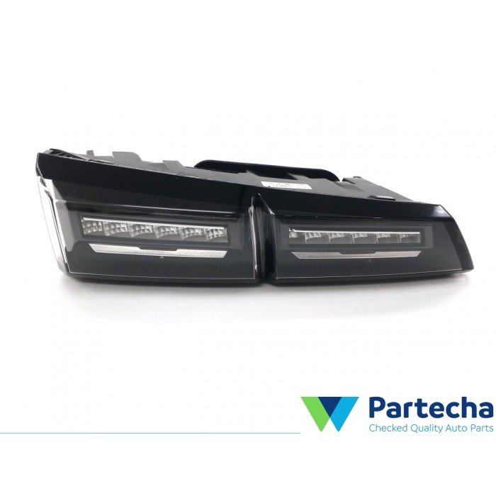 PEUGEOT 308 III Rear light (9835300680-00)