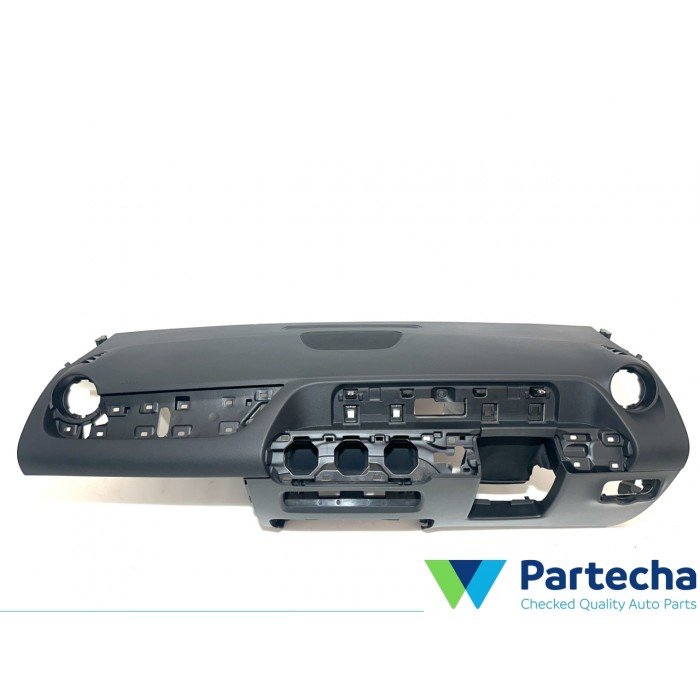MERCEDES-BENZ GLA H247 Dashboard UK