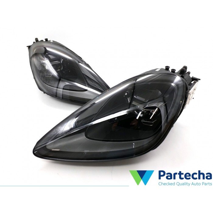 PORSCHE CAYENNE (9YA) Headlight set (9Y0941033AK)