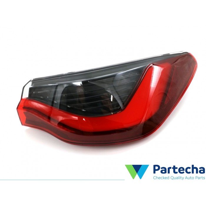 BMW 4 Series (G22) Rear light (63217477604)